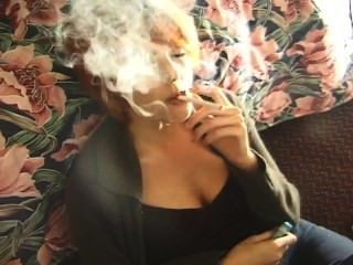 فاليري التدخين