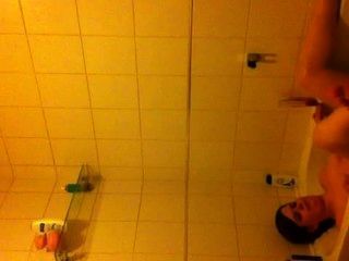 فرنك بلجيكي تصوير لي في الحمام